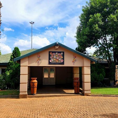Sunrise Serenity Guest House Lydenburg Exterior photo